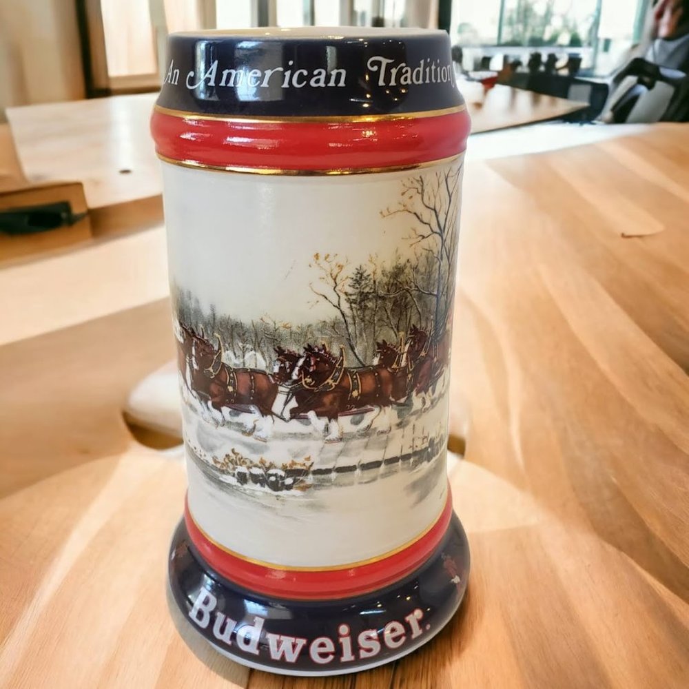 Vtg Budweiser Christmas Collector's Series Beer Stein 1990~An American Tradition